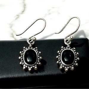 Vintage 825 Sterling Black Onyx Stone "CAA" sunburst boho southwestern Earrings